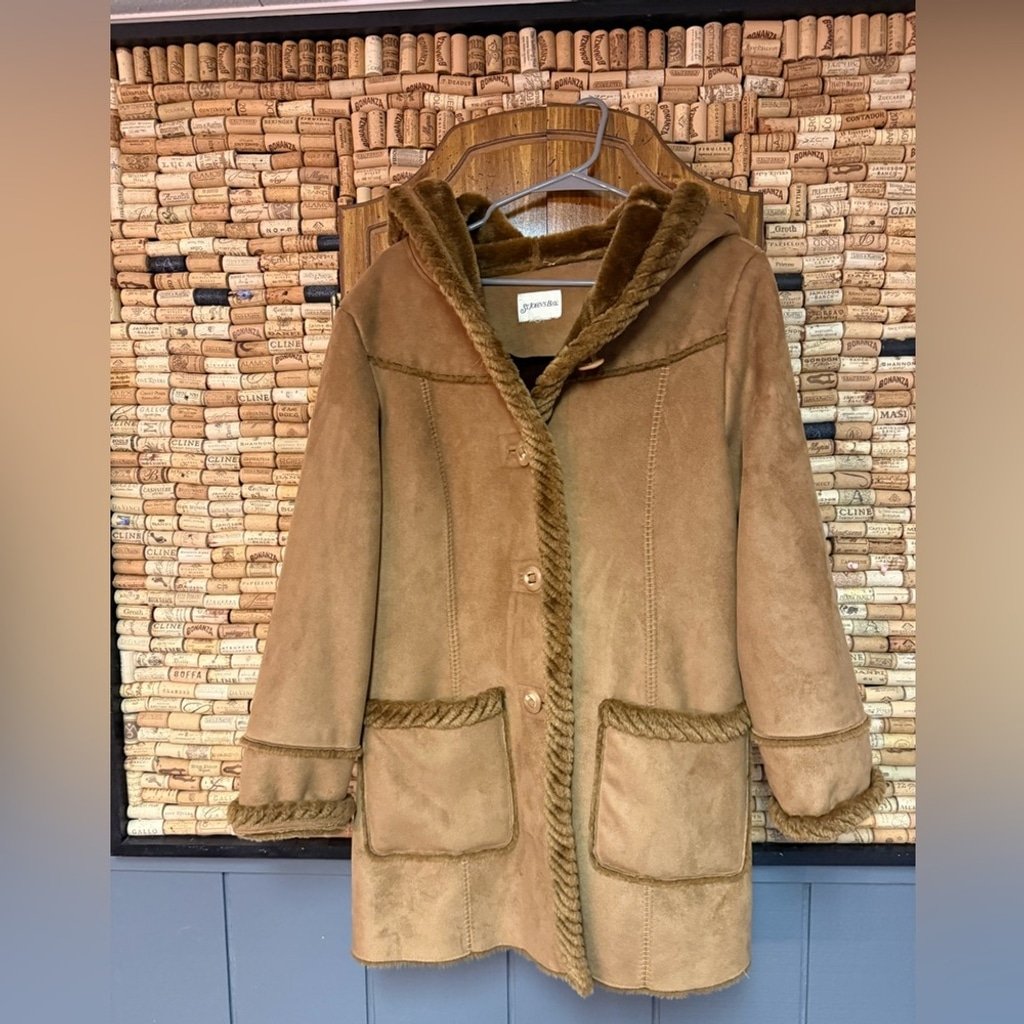 Vintage St John’s Bay shearling suede style jacket with hood no size