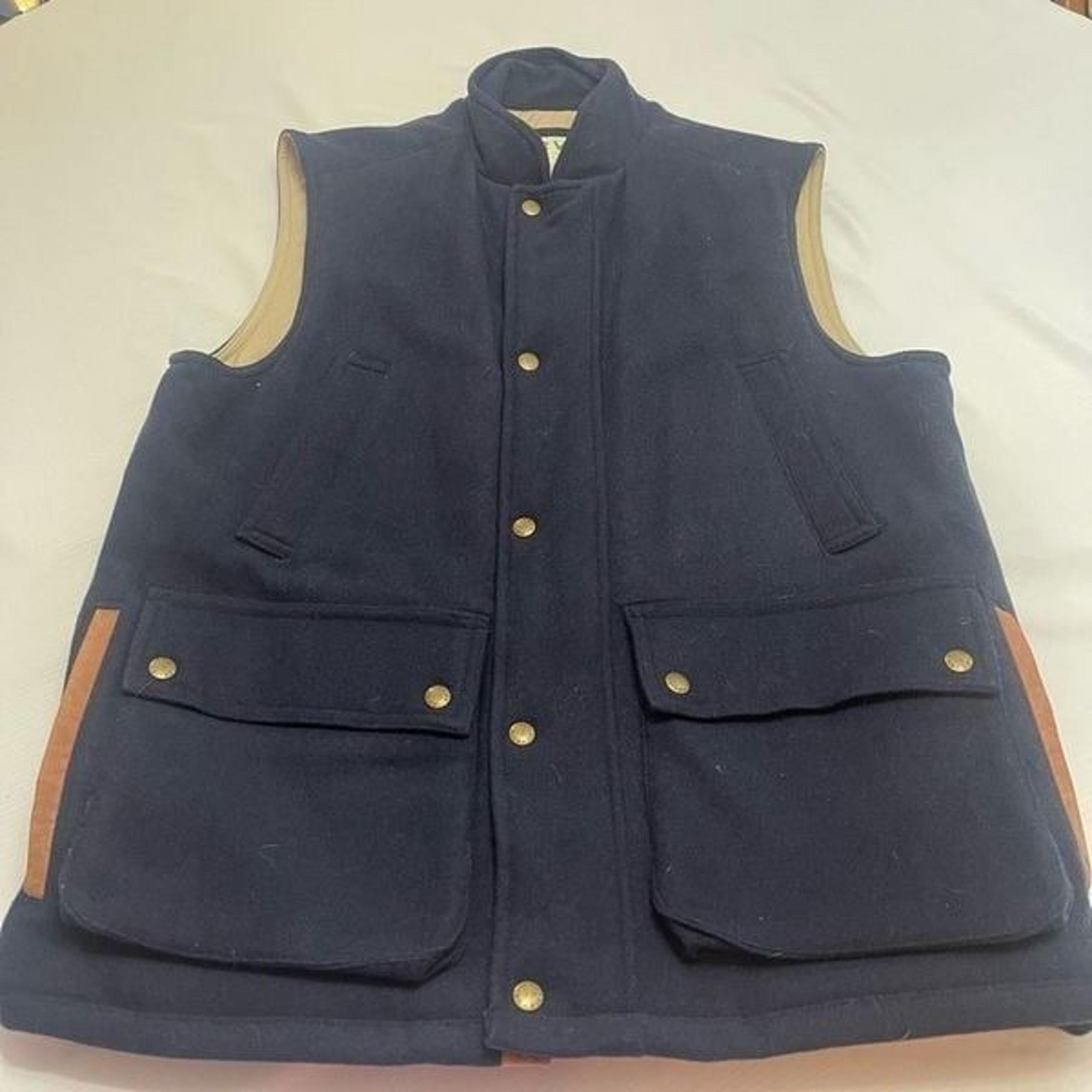 ORVIS Mens Wool Hunting Vest Size M Navy Blue Zip Snap Up Embroidered Patches
