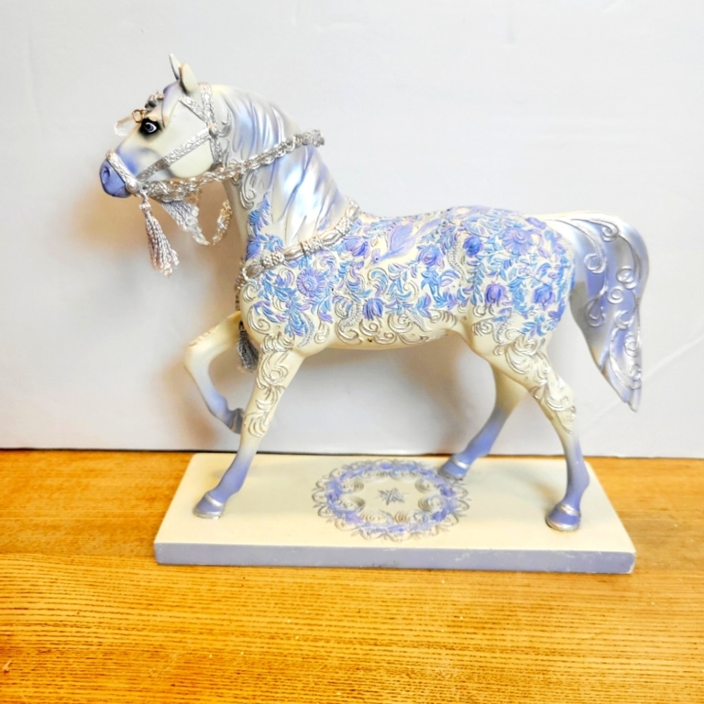 Trail Of Ponies Crystal Horse Figurine 1E/4790