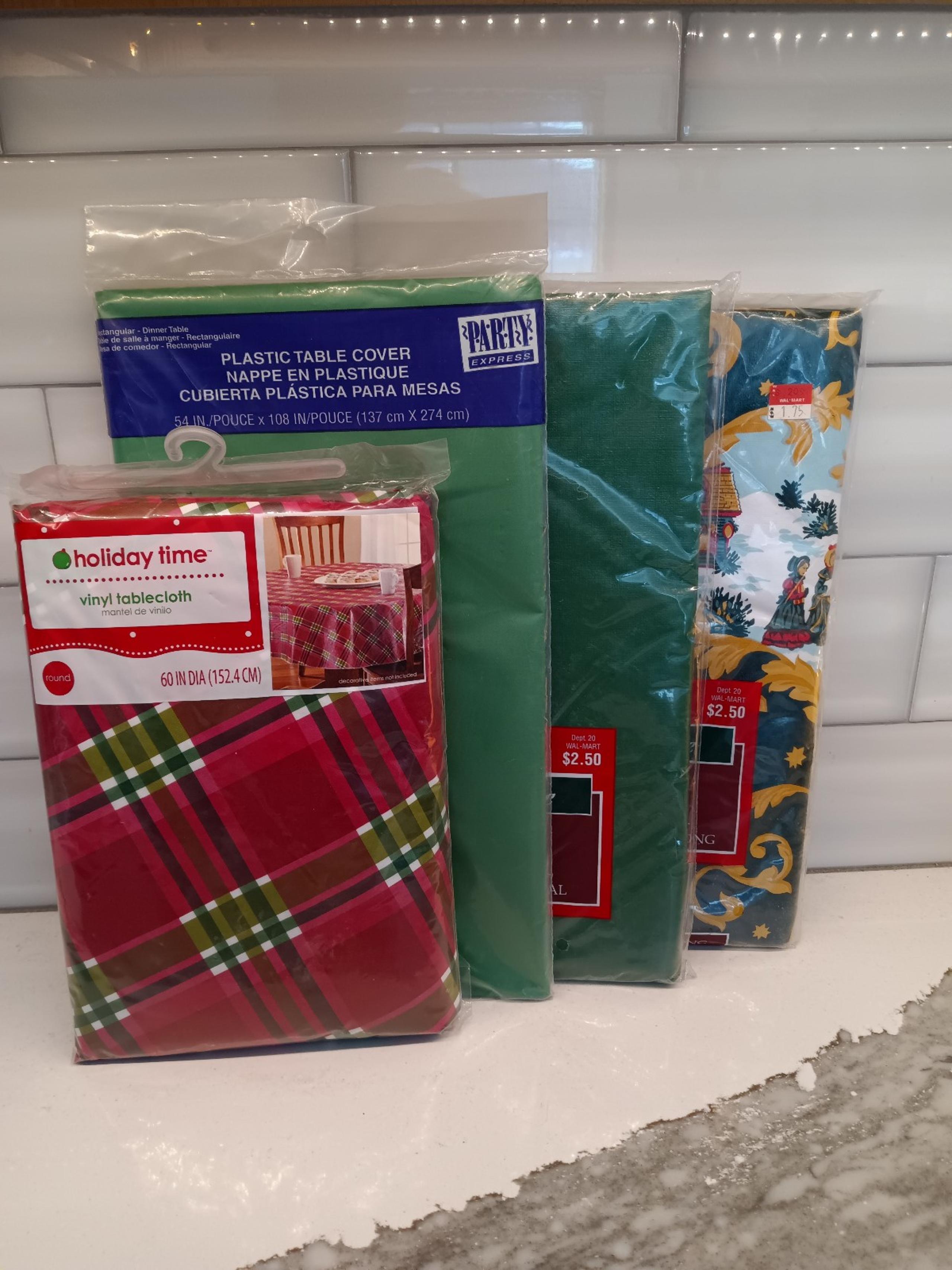 Lot of 4 Vintage Christmas tablecloths New