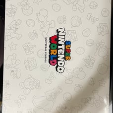 Nintendo World Toadstool Cafe Collectible Plateware Set