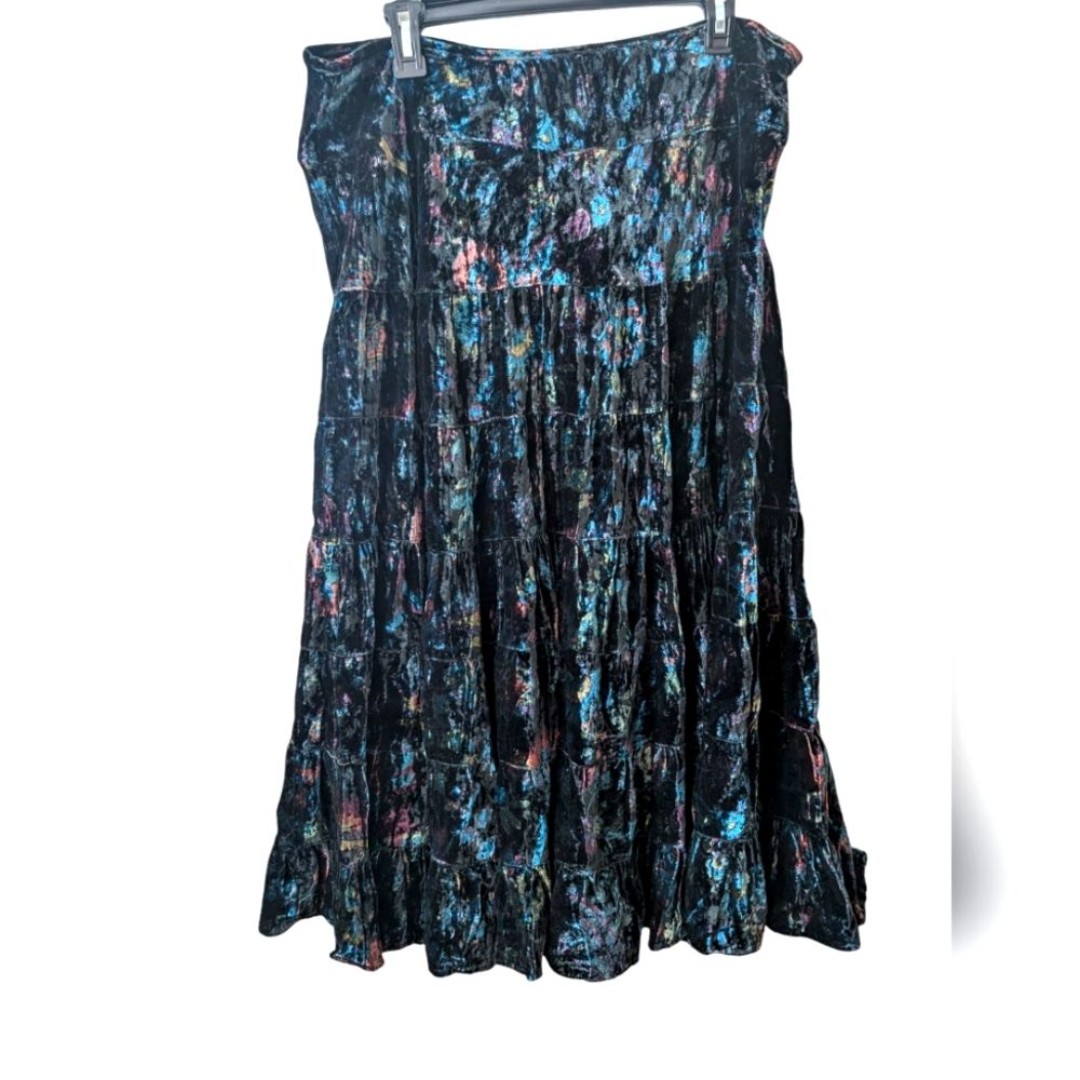 Uniform John Paul Richard Crushed Velvet Tiered Dark Floral Skirt Size XL