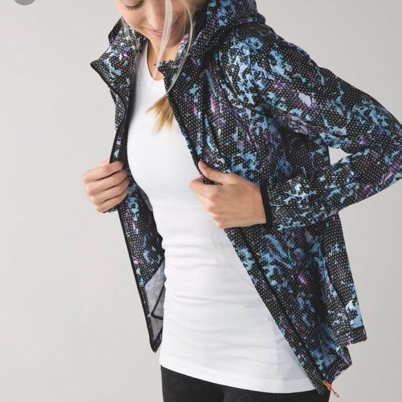 Lululemon floral windbreaker Jacket
