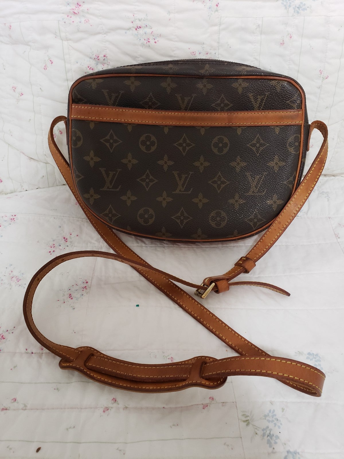 Louis Vuitton Crossbody purse