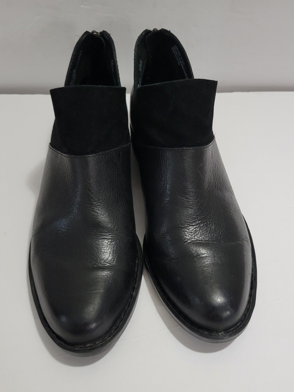 Born Kerri Women's Pre-Owned Black Shoes Size 8M