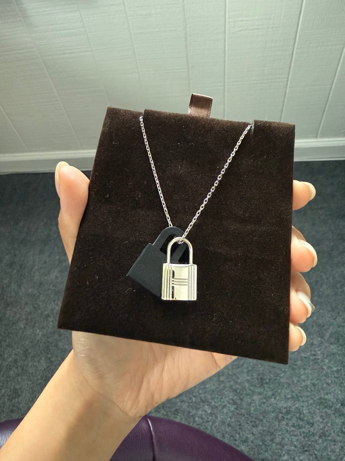 Hermes O'Kelly pendant necklace