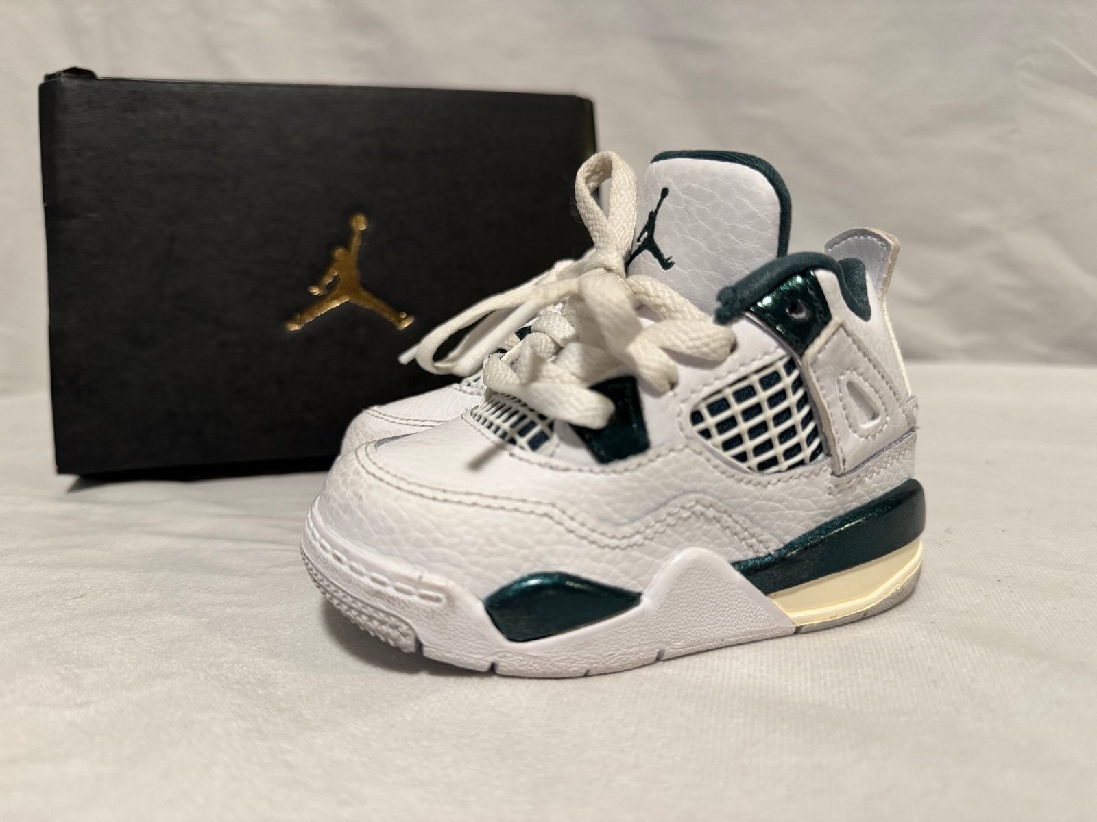 Nike Air Jordan 4 Retro TD White/Oxidized Green Size 5c