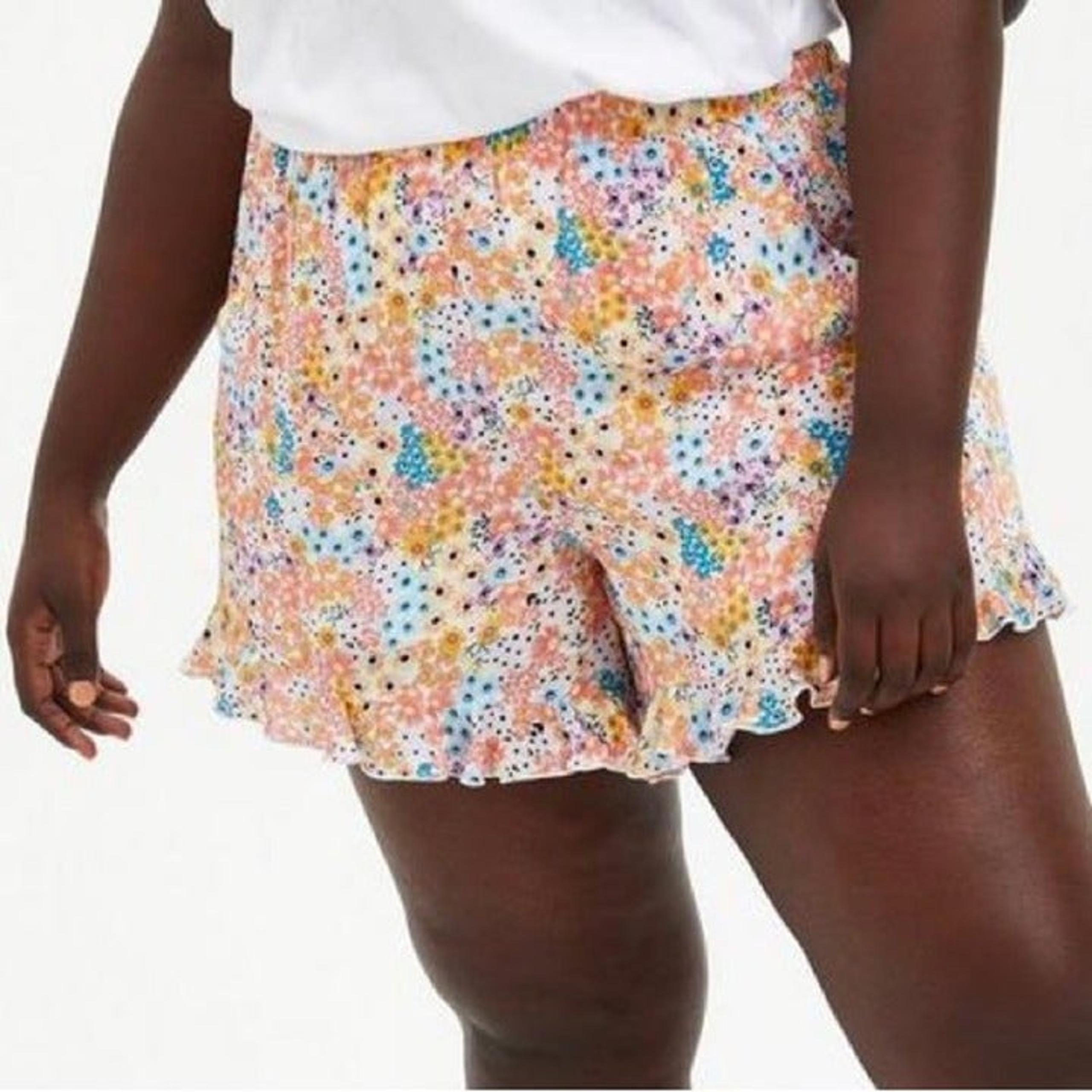 Torrid 5 Inch Gauze High Rise Multicolored Floral Ruffle Hem Shorts Women’s 1X