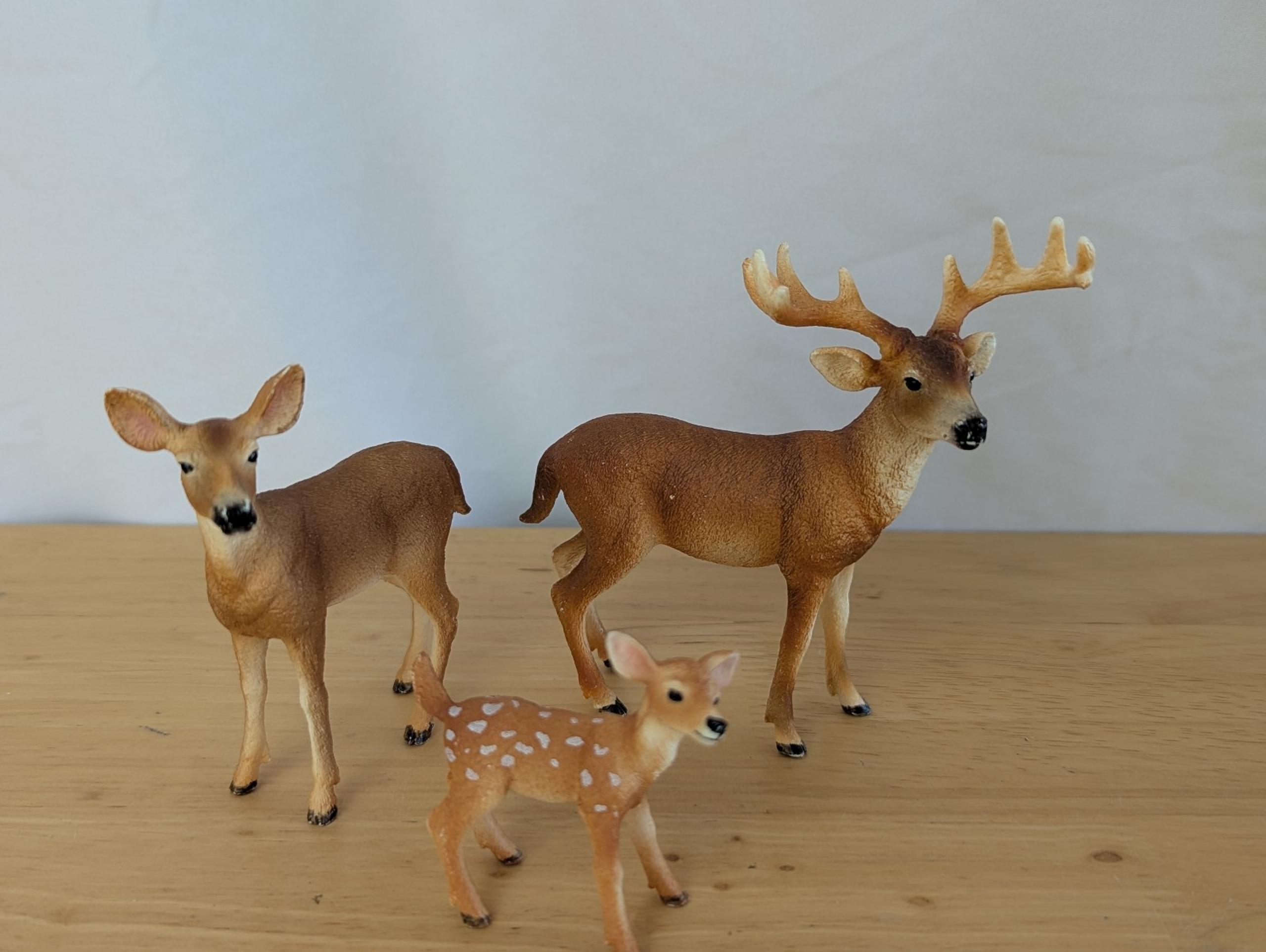 Schleich White Tail Deer Doe Fawn Baby 2002 Retired Figure Wildlife Toy Lot