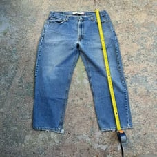 Levi’s 550 Relaxed Distressed Vintage Jeans