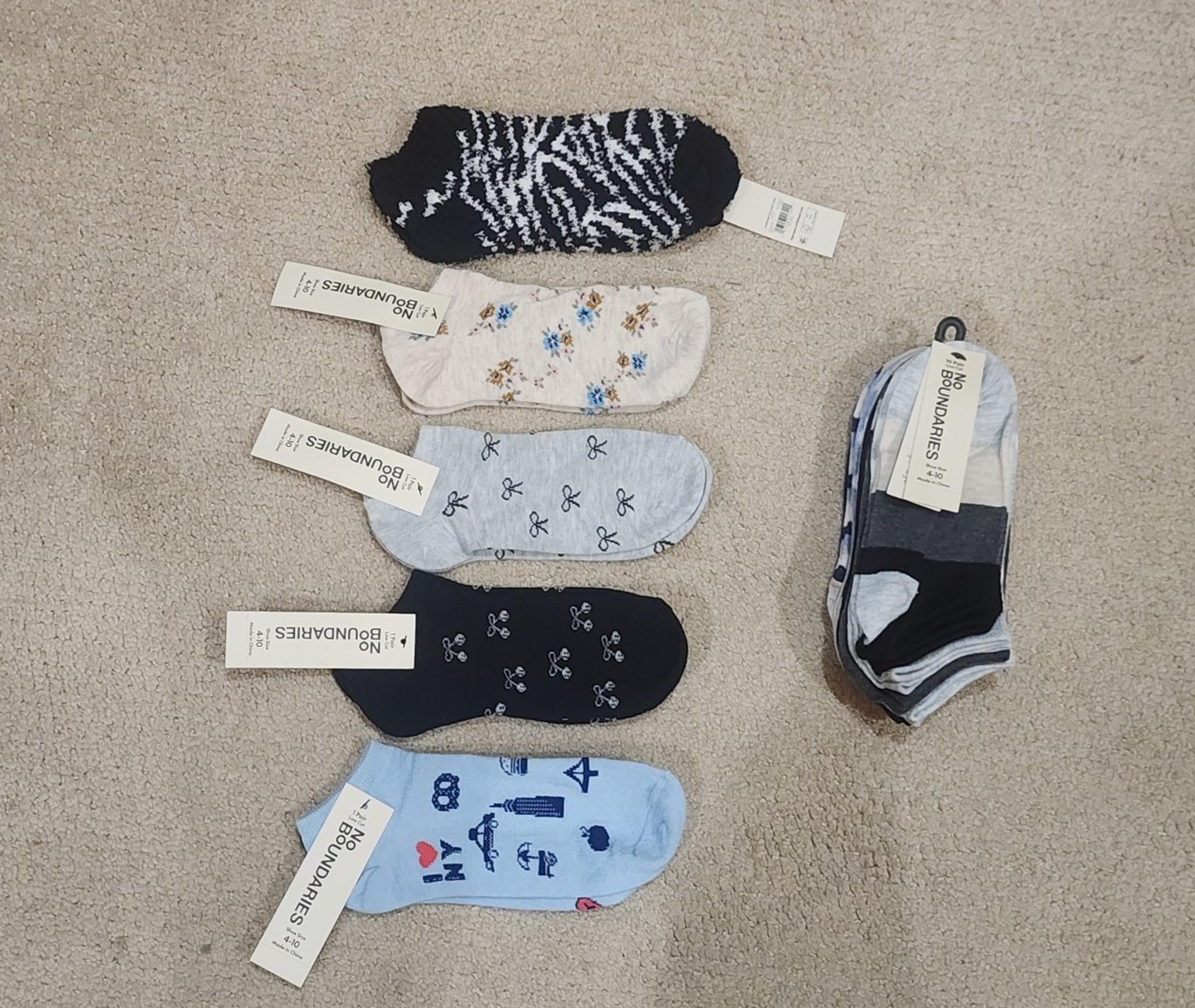 No Boundaries NWT Lot Of Women's Low Cut Socks Fits Shoe Size 4-10