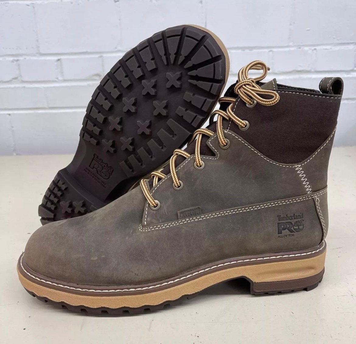 TIMBERLAND PRO Hightower 6 Alloy Toe WP Work Boot Women's Size US 9.5