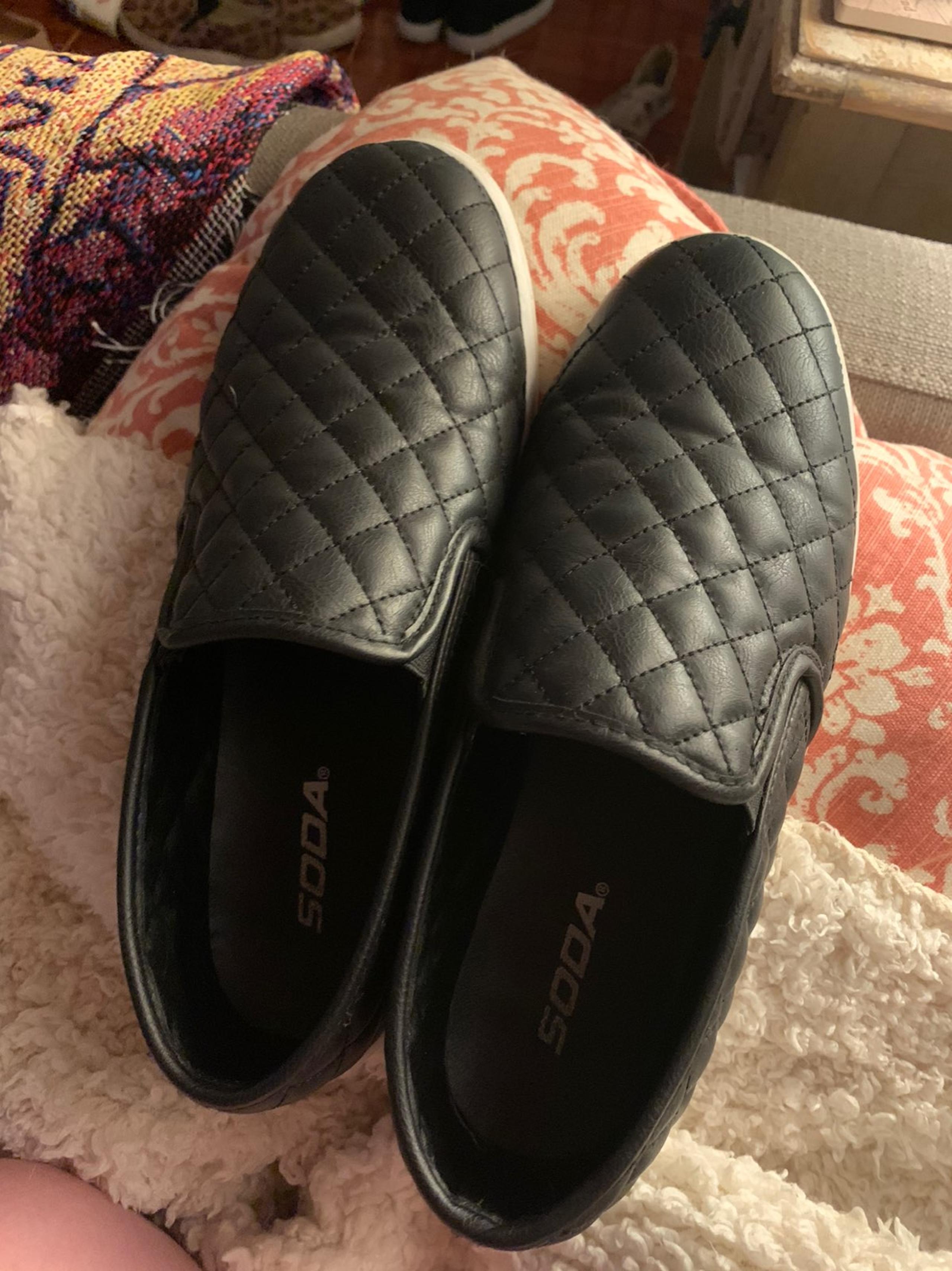 womens slip on shoes