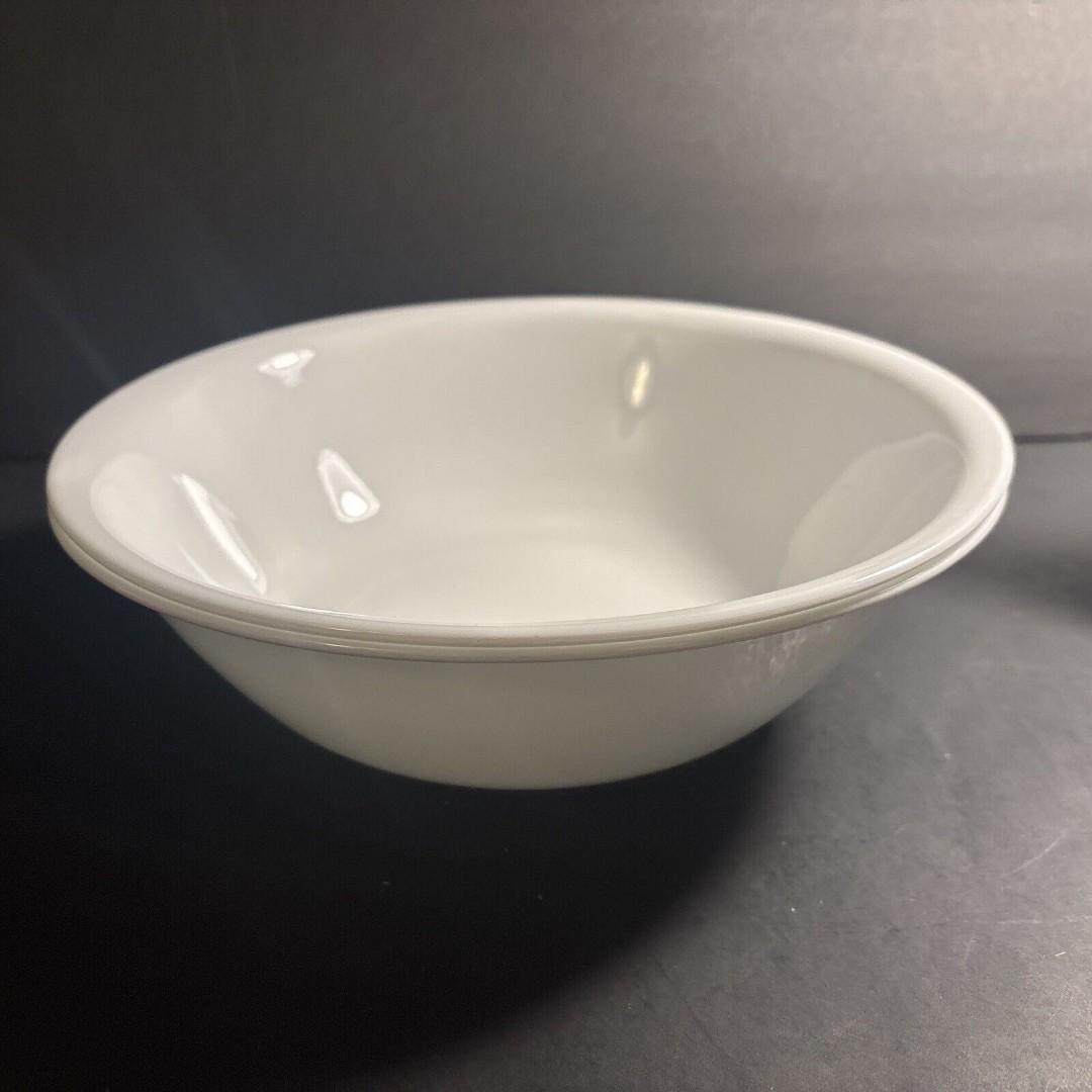 Set of 2 Vintage Corelle 10 Winter Frost White Serving Bowl 2 QT USA EUC