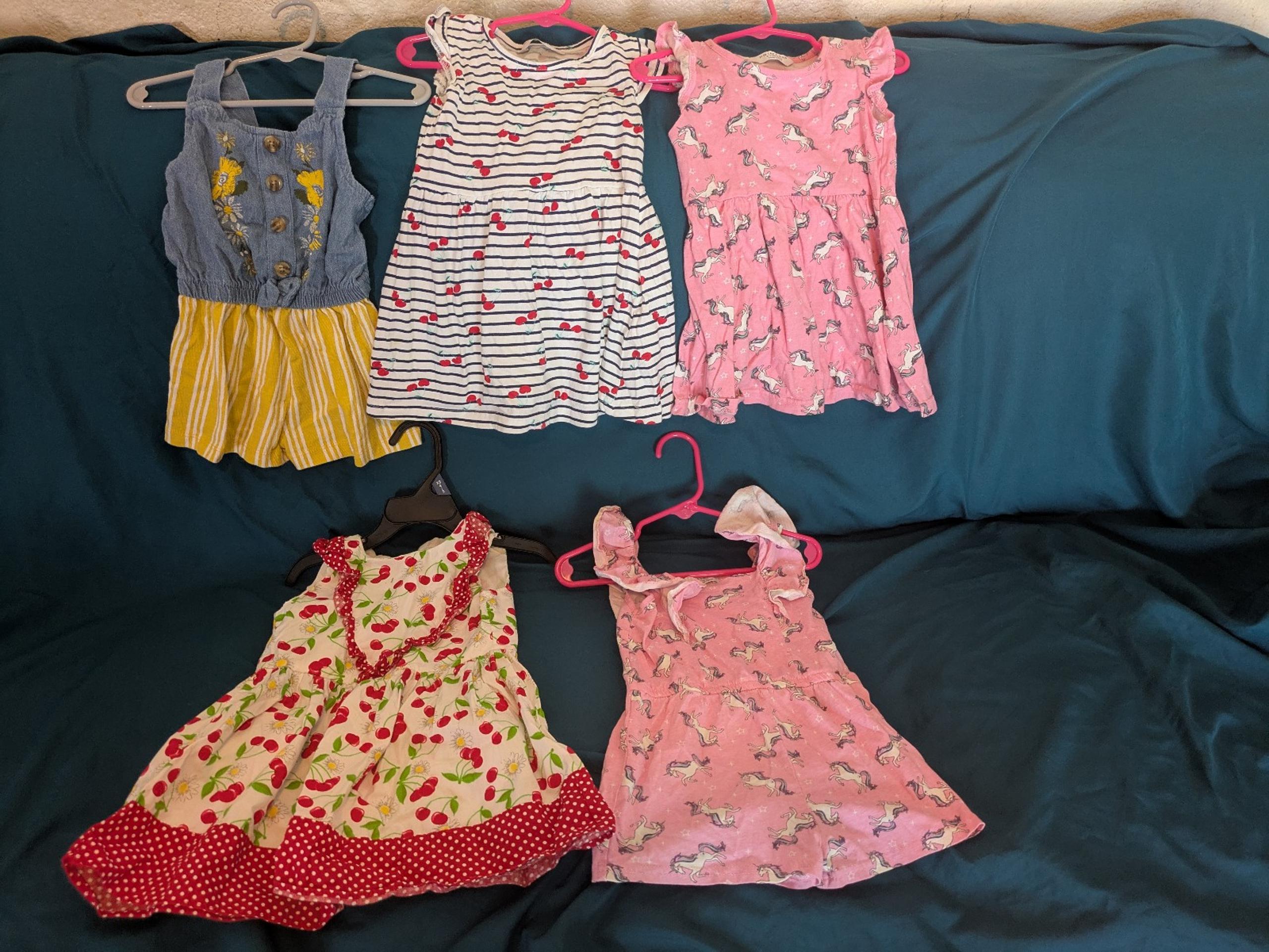 Mixed lot of 5 dresses and rompers 2T