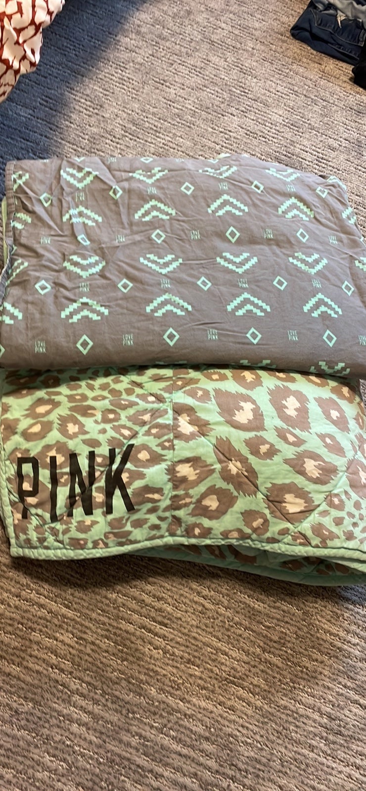Pink Victoria Secret Full Quilt Bed Spread and flat sheet