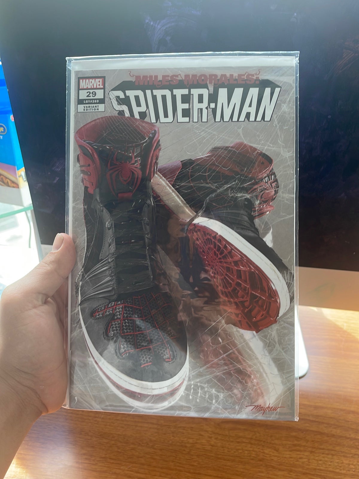 (2021) MILES MORALES SPIDERMAN #29 Mayhew SNEAKERHEAD VARIANT COVER
