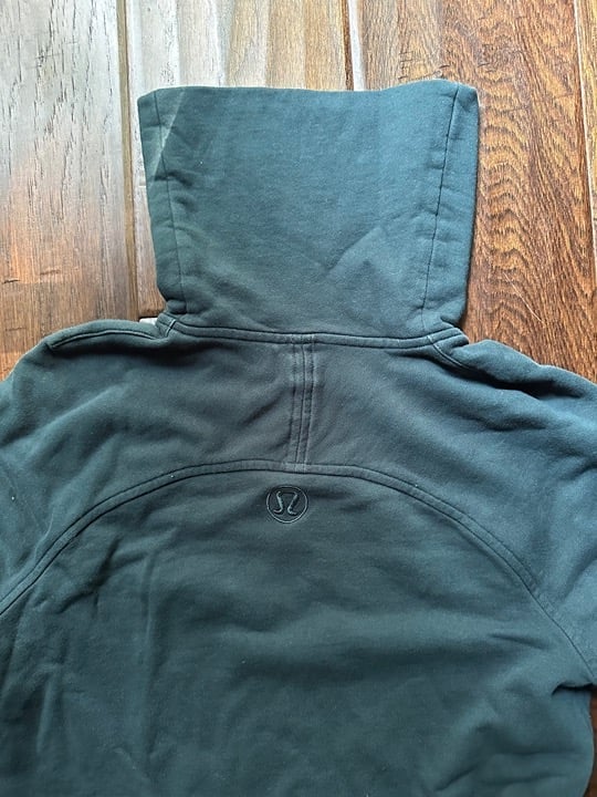 Lululemon Pullover Deep Teal Size 6 Like NEW