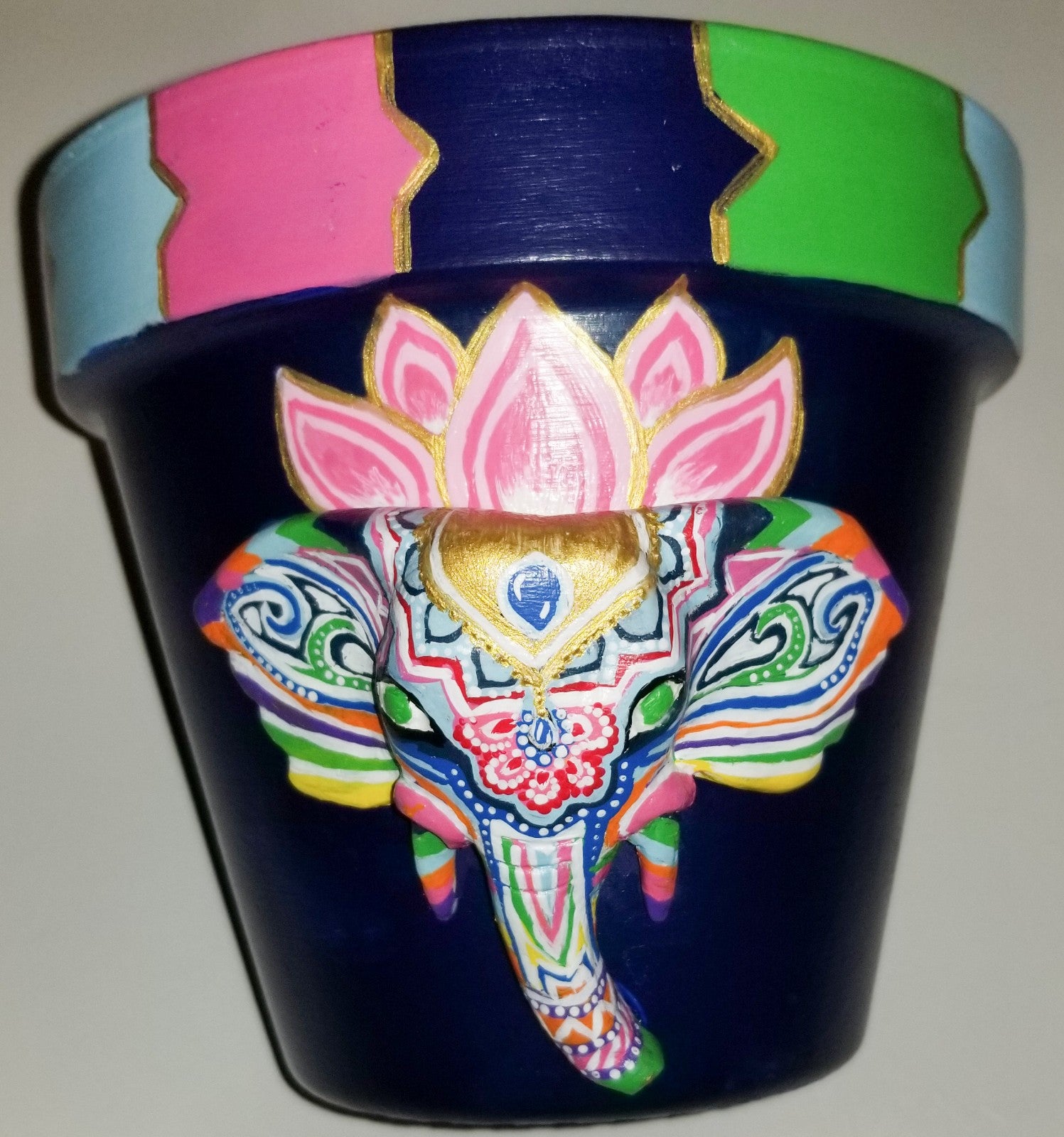 Hand crafted 3D Elephant plant pot