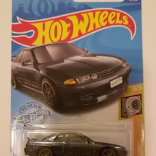 Hot Wheels Super Treasure Hunt Nissan Skyline GTR R32 Godzilla