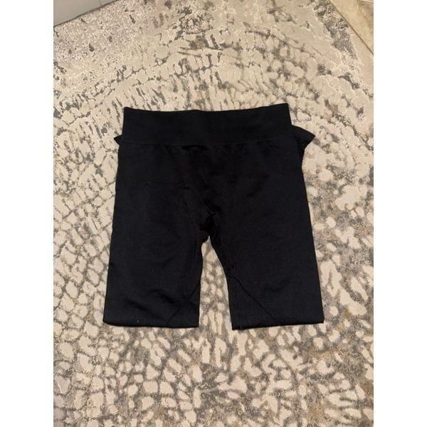 EUC Fabletics Leggings