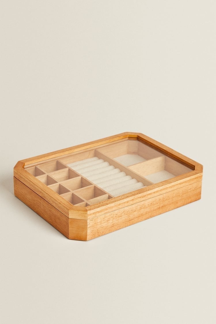 NIB Zara jewelry box new season version