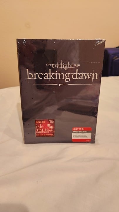 New Sealed Twilight Saga Breaking Dawn Part 1 Target Exclusive DVD Collectible