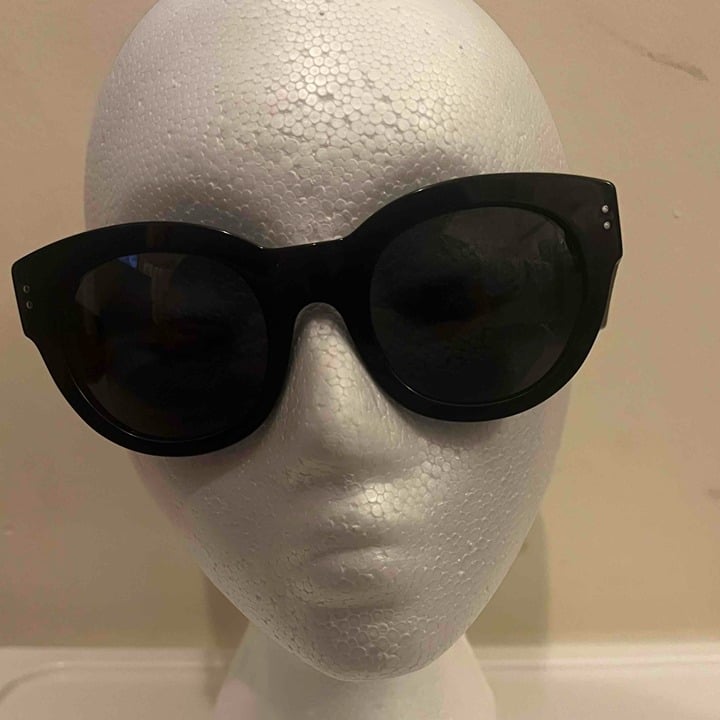 NEW Burberry Black Frame Oversized Sunglasses