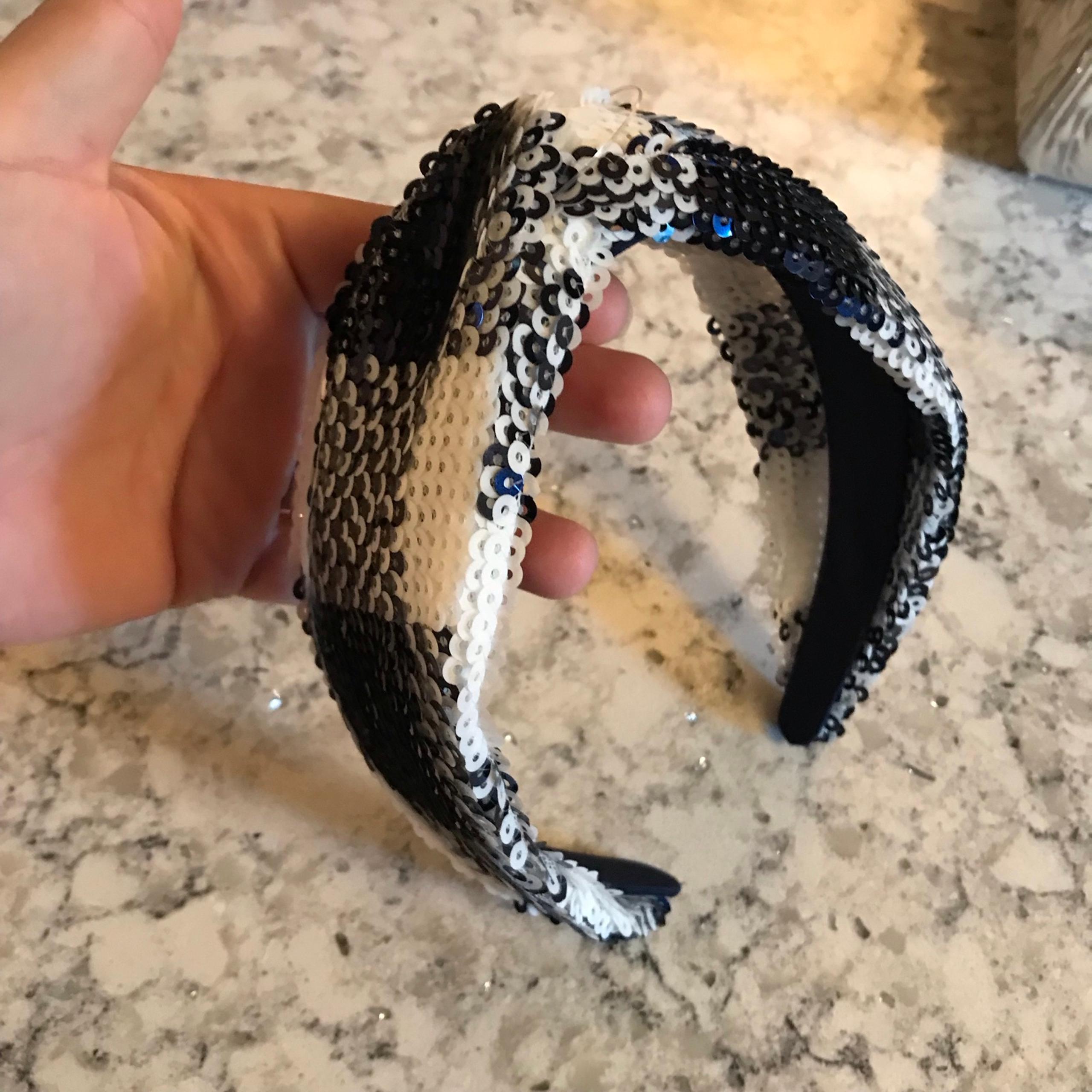 Vineyard vines navy and white knotted sequin headband