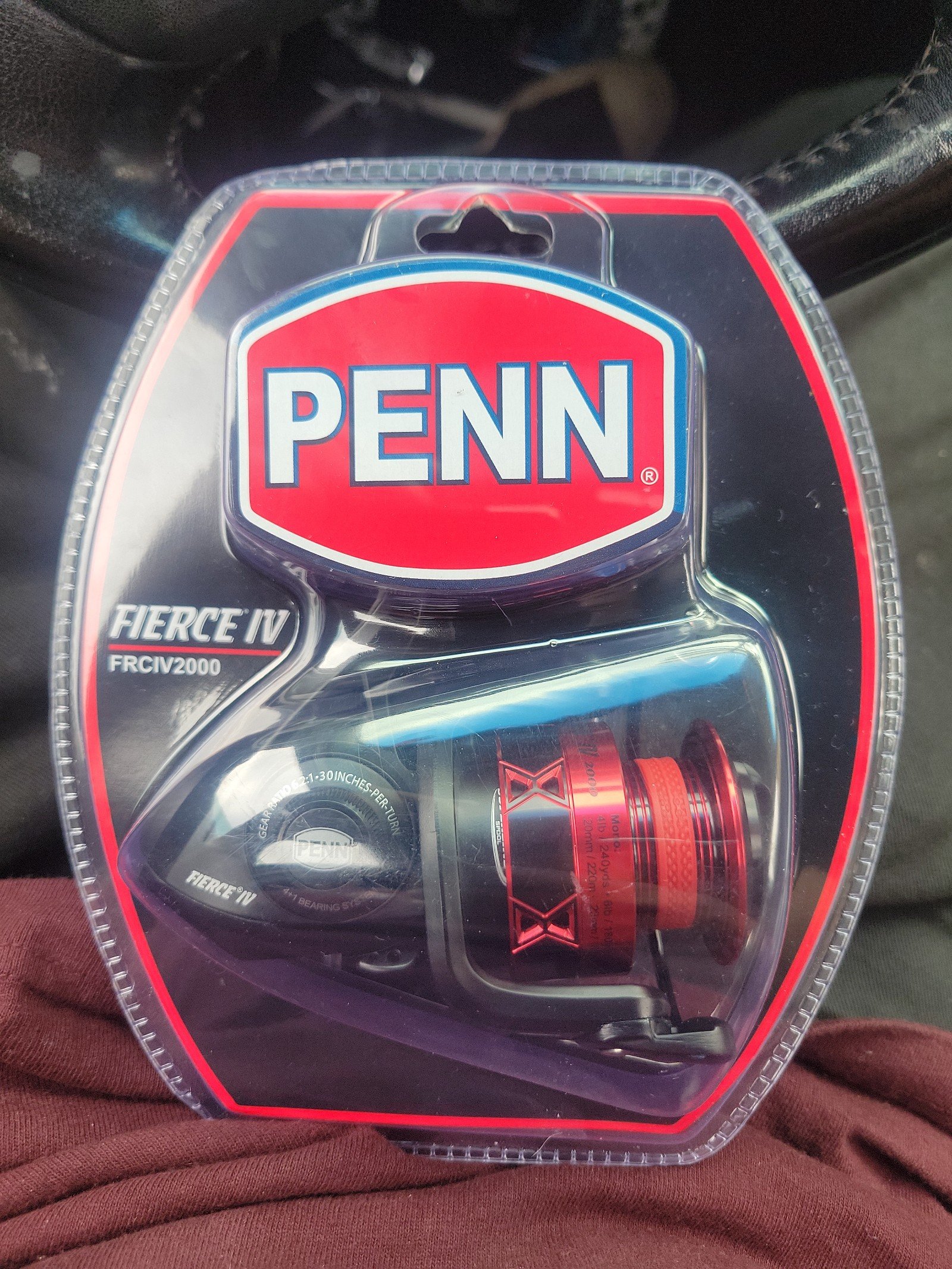Penn FIERCE IV FRCIV2000