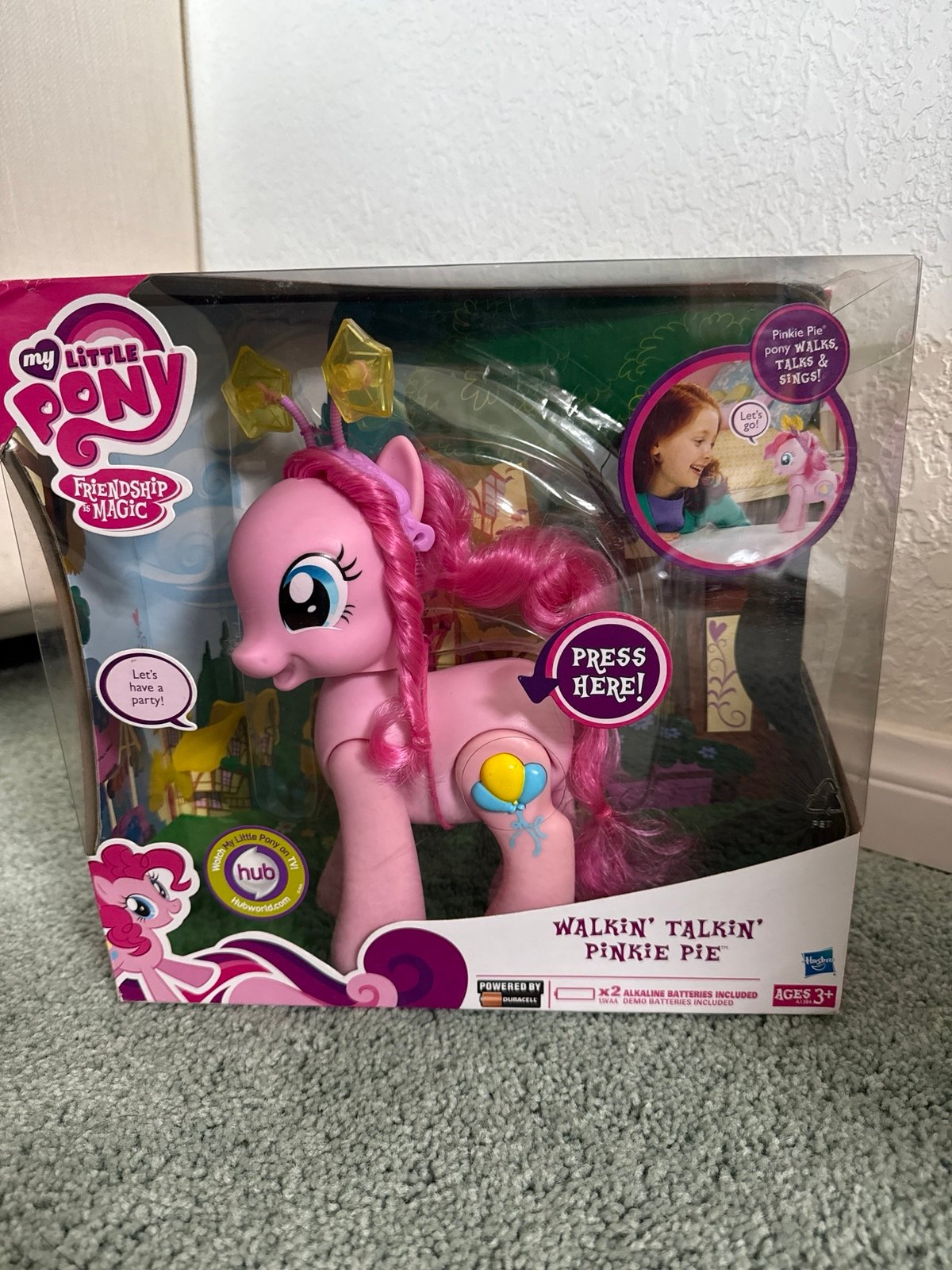 2012 MY LITTLE PONY WALKIN’ TALKIN’ PINKIE PIE