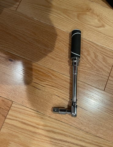 1/4 torque wrench with 1/2 adapter