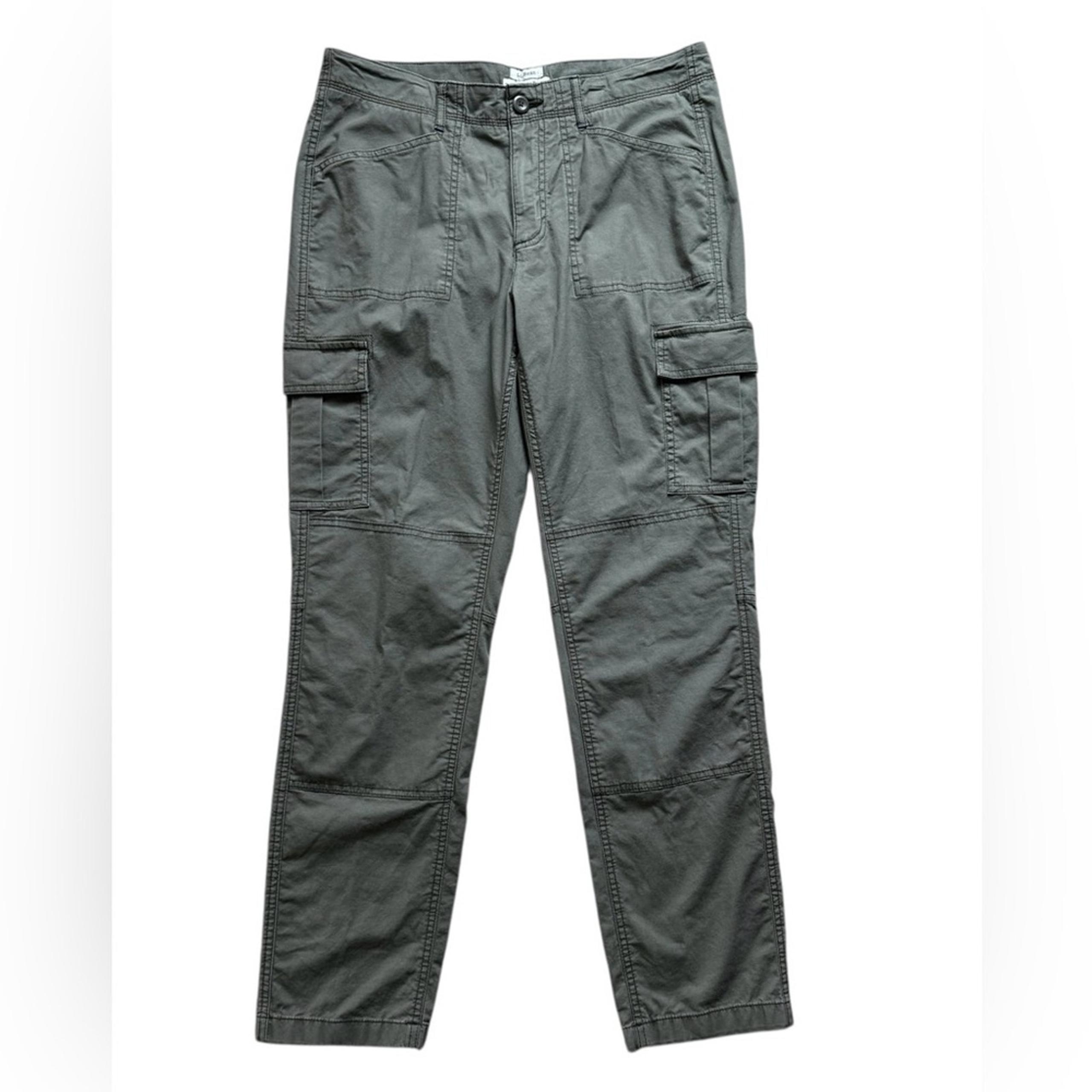 L.L. Bean Women’s stretch canvas  straight leg cargo pant size 10