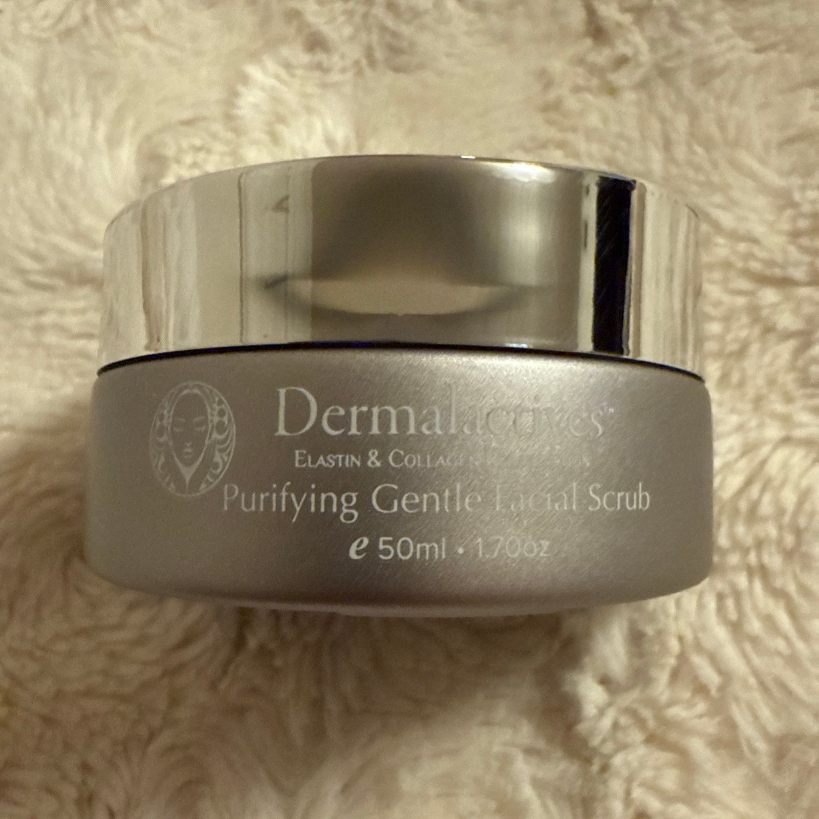 Dermalactives purifying glentle facial scrub size 1.7oz collagen rejuvenation.