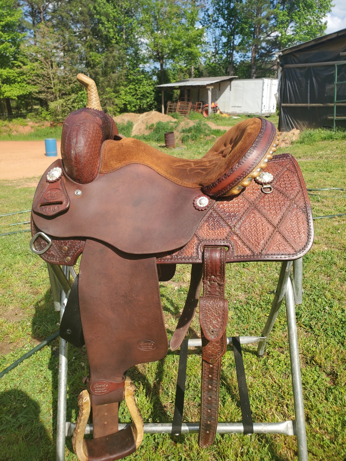 14.5 Courts Classic Barrel Saddle