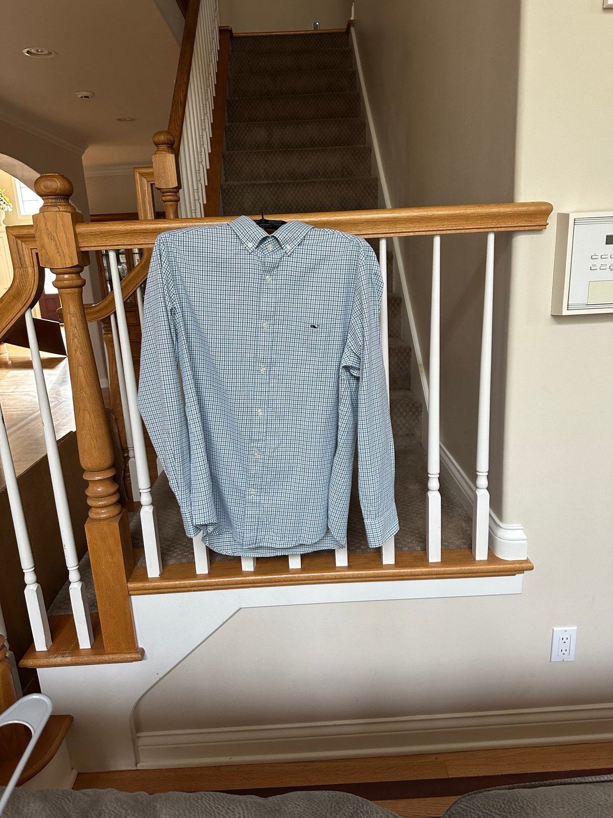 Vineyard Vines classic fit tucker shirt