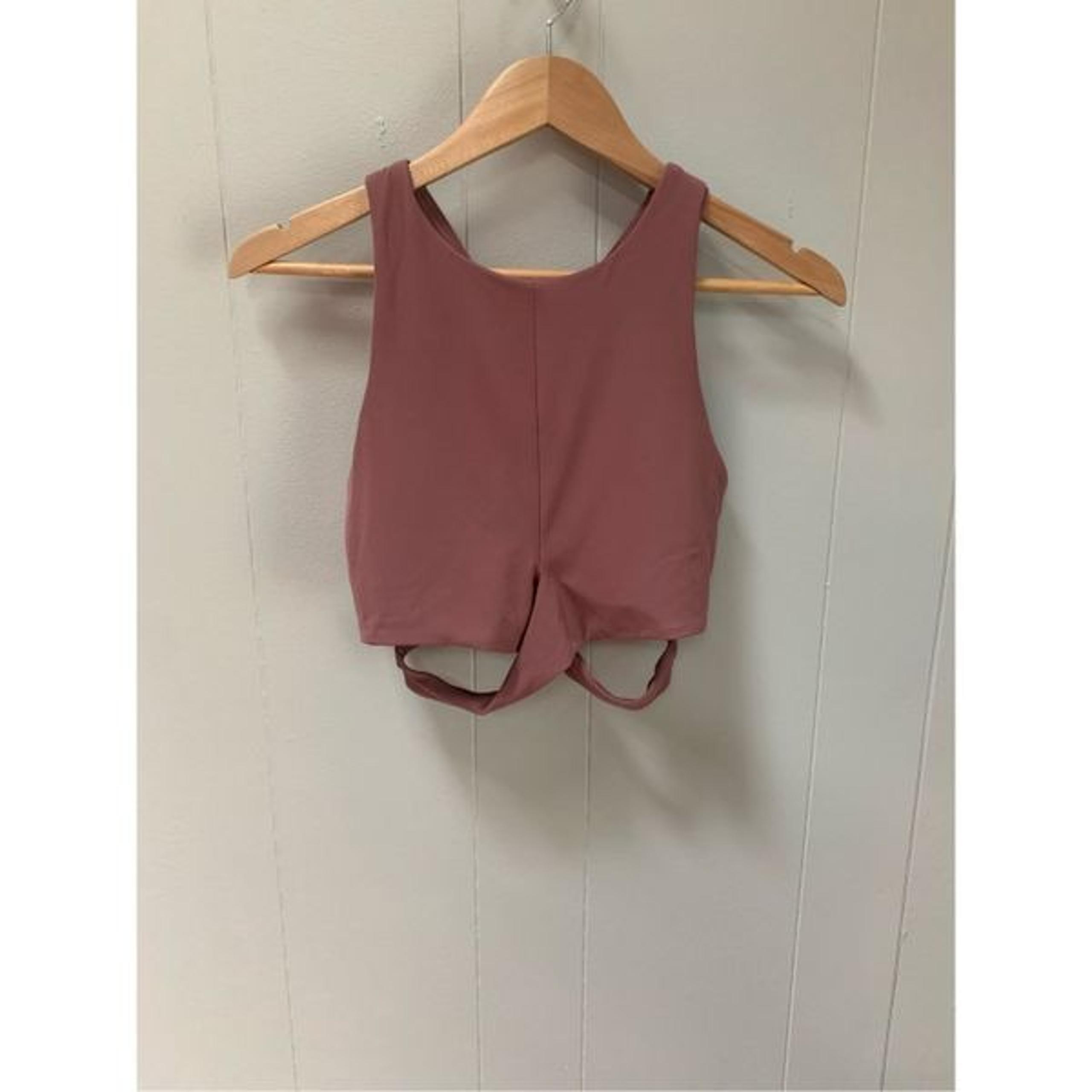Athleta Conscious Cutout Crop D-DD Bra Tank Size Medium
