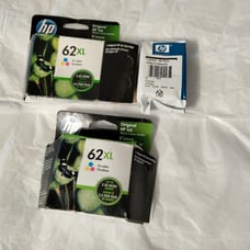 HP 62XL High-Yield Original Ink 2 Cartridge in Tri-Color open box
