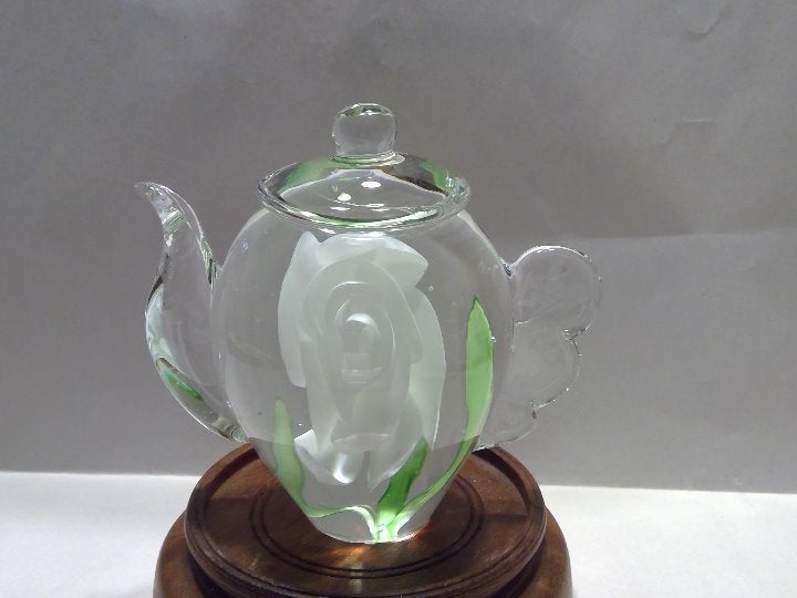 Dynasty Gallery Glass Teapot w/ Rose