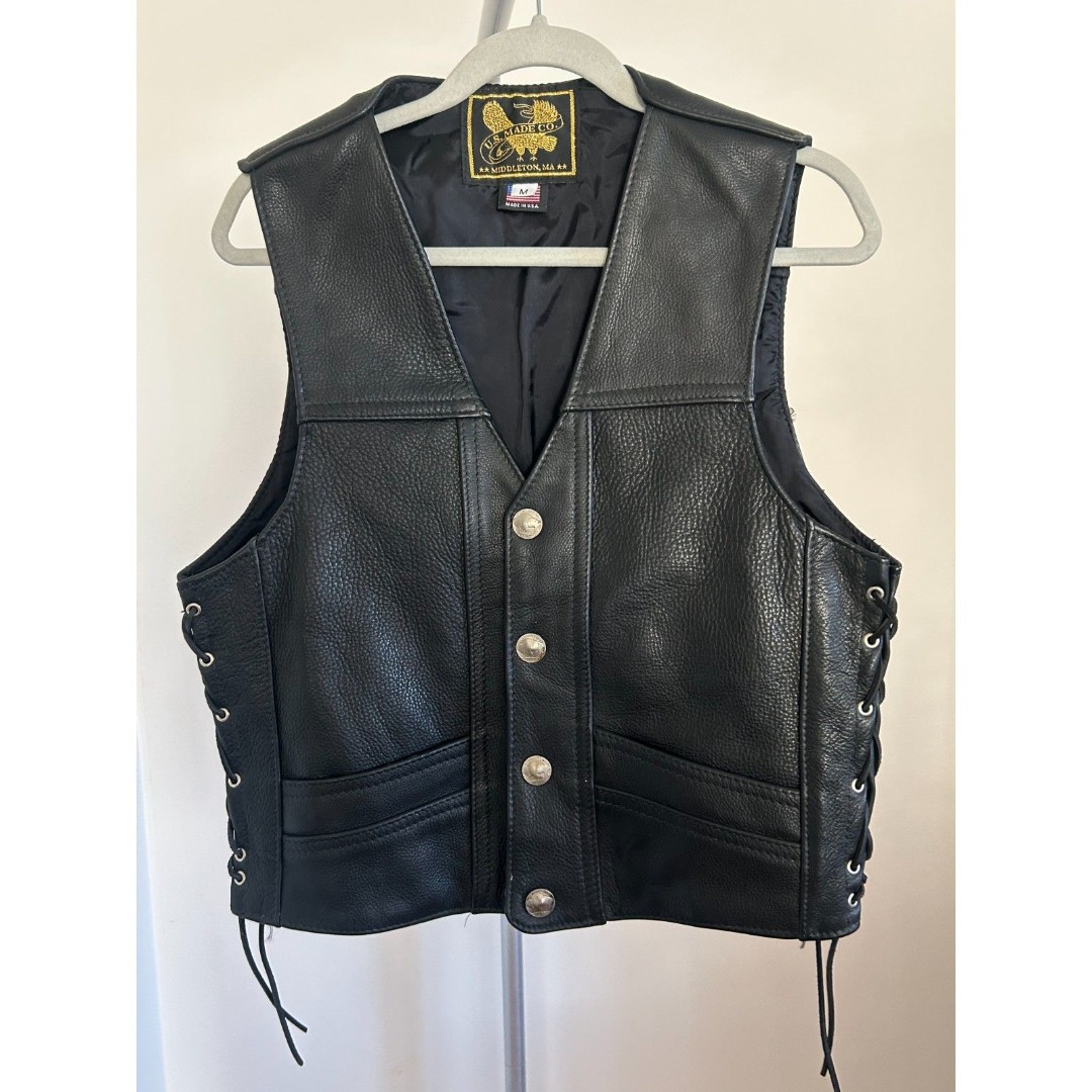 Vintage USA Made Co. Black Leather Heavy Motorcycle Vest M Buffalo Nickel Button