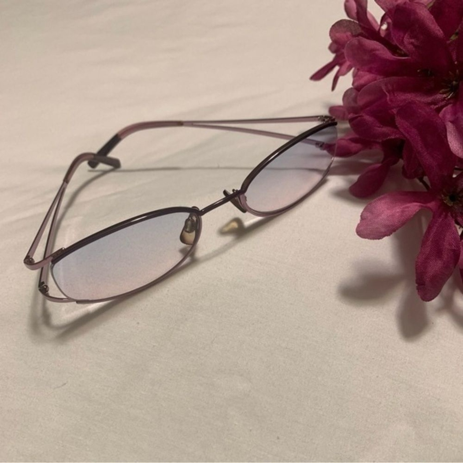 Prescription Eyeglasses Ombre metal frame with progressive lenses and clear case