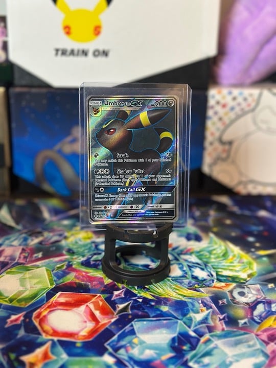 Pokemon TCG Umbreon GX Full Art #142 Sun Moon Base Set