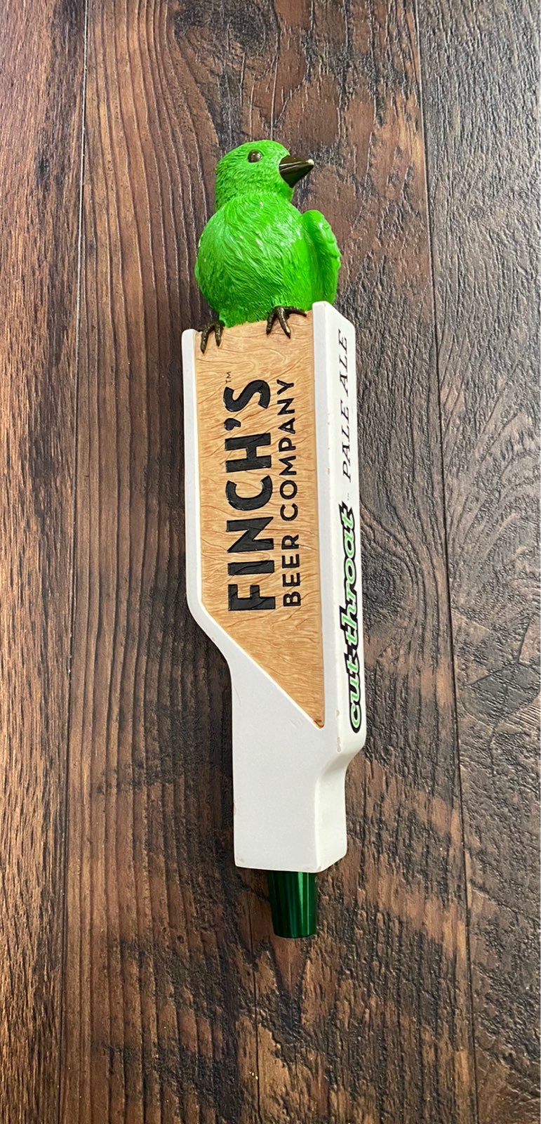 Rare FINCH'S Beer Co. Green Cut Throat Figural Bird Beer tap handle