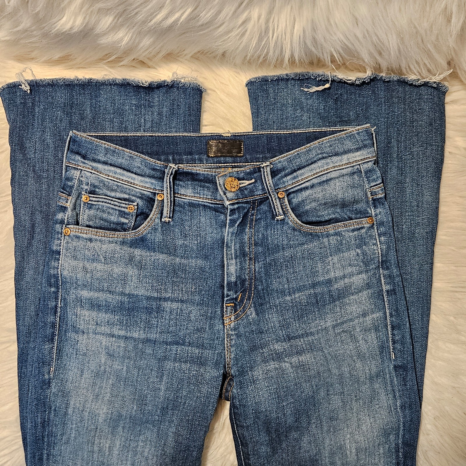 Mother Denim The Weekender Fray Jeans