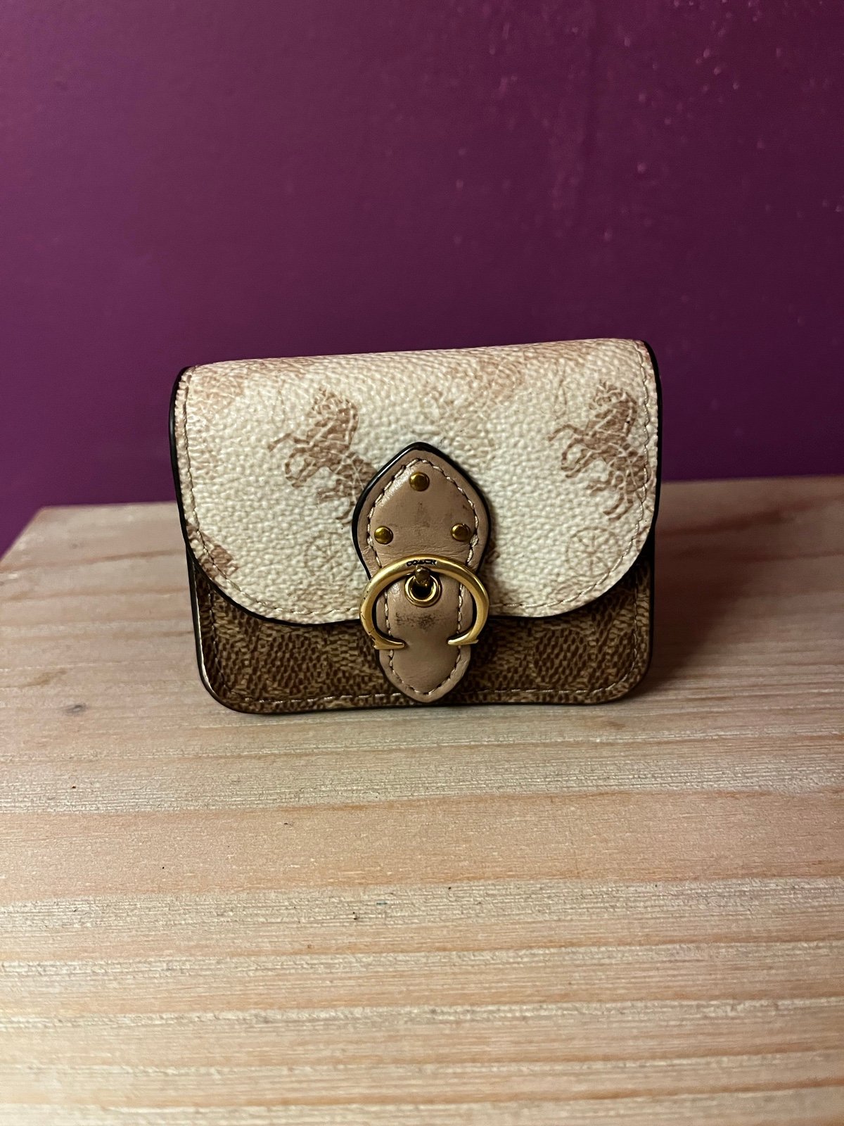 Coach mini Beat Horse and Carriage Bag Charm Khaki Novelty charm.