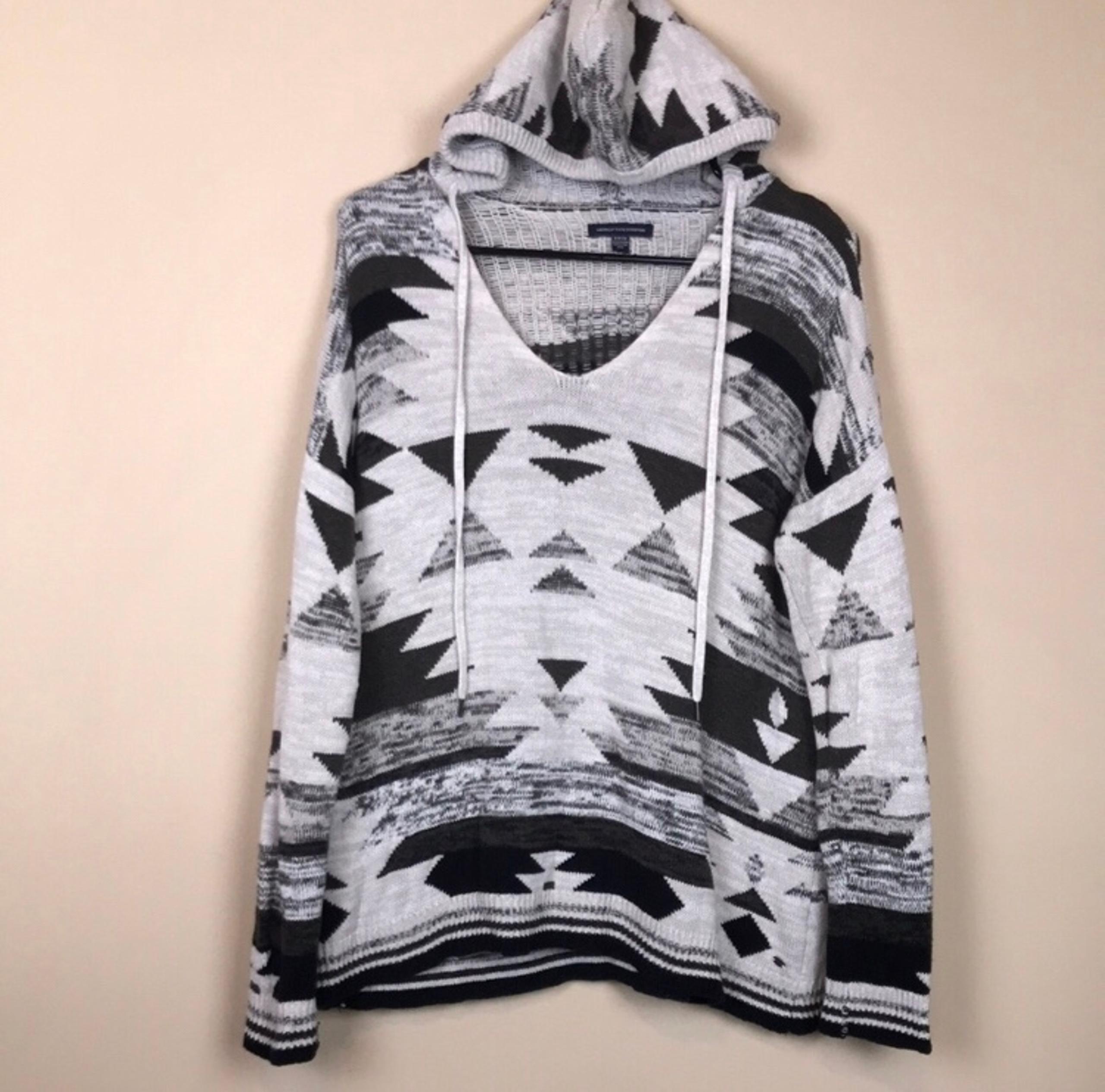 American Eagle Women’s Aztec Geometric Southwestern Knit V-Neck Hooded Sweater