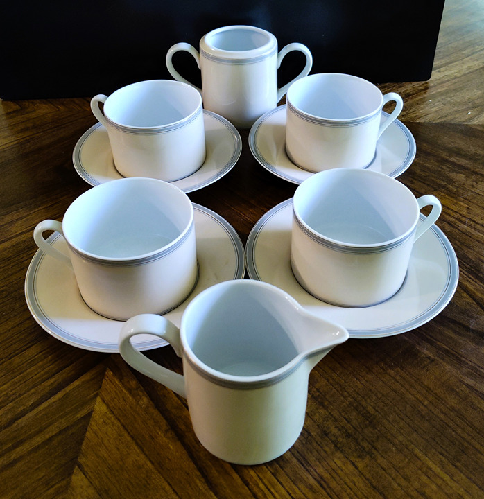 4 Fitz &Floyd Porcelain Coquillier Teacups & Saucers Sets w Creamer & Sugar Bowl
