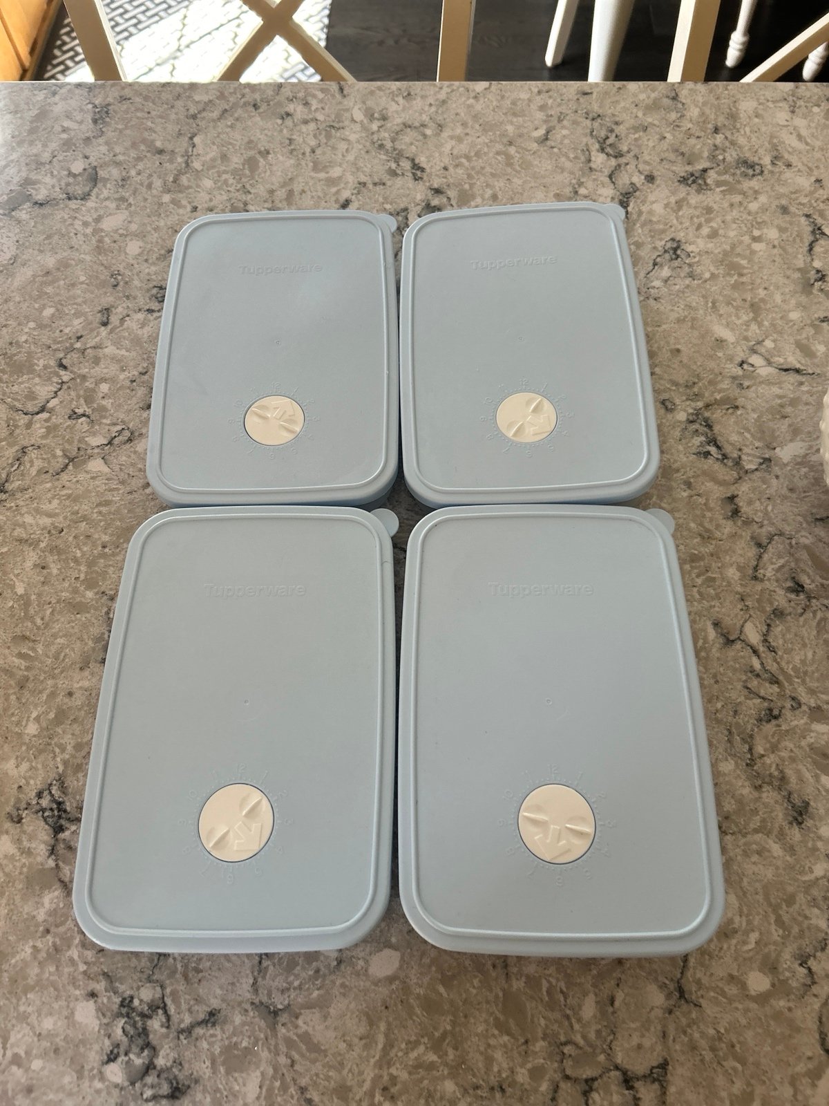 Tupperware 5.75” x 8.5” 2.25 cups 600ml light blue lot of 4 freezer safe