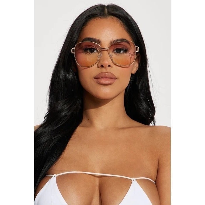 Desert Daze Round Frame Metal Frame Gradient Lens Temple Design Sunglasses Pink