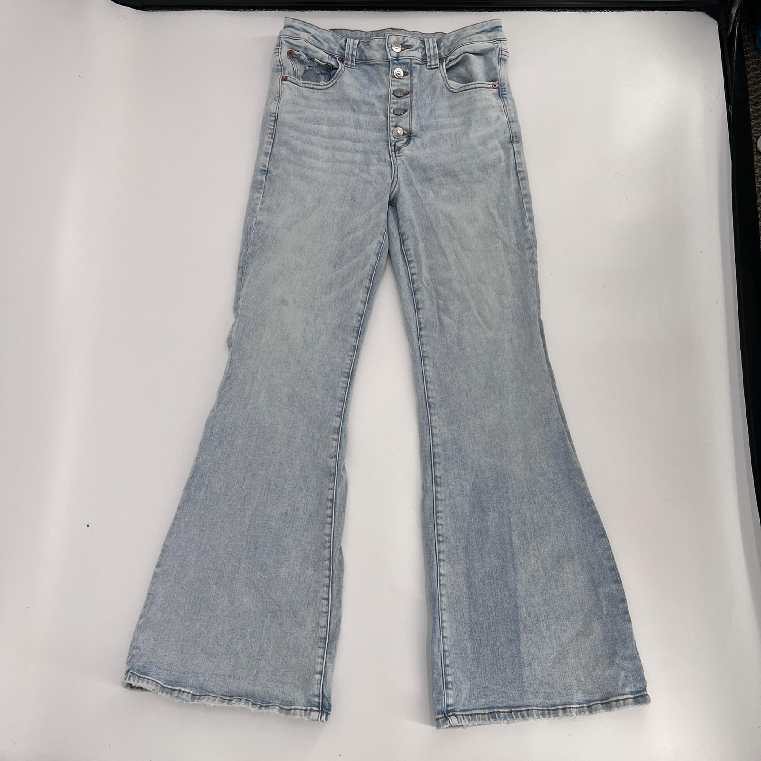 American Eagle Outfitters Retro Super High Rise Flare Jeans Size 12 Women’s